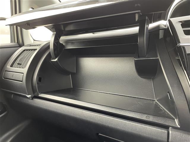 プリウスアルファ Sツーリングセレクション・G’s GS'エアロ 純正ナビ/フルセグTV バックカメラ ビルトインETC コーナーセンサー 横滑り防止装置 フォグランプ ハーフレザーシート プッシュスタート ステアリングリモコン GS'18インチAW(32枚目)