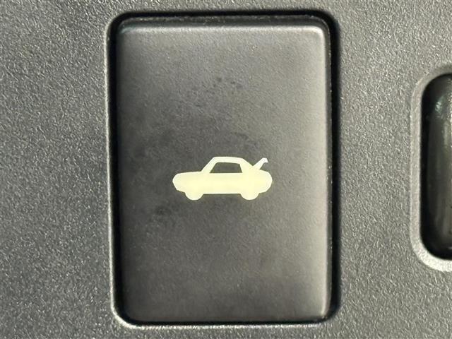 86 GTリミテッド ブラックパッケージ ブレンボキャリパ 社外リアスポイラー 純正アルミホイール LEDヘッドライト LEDフォグランプ ハーフレザー D/Nシートヒーター HDMI 純正ナビ ドラレコ CD/BT/USB スペアキー(27枚目)