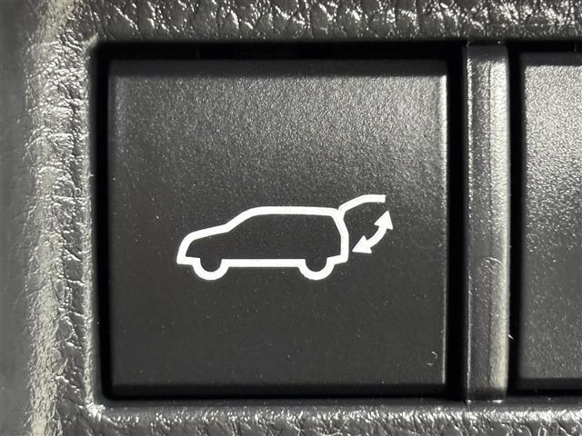 ハリアー G モデリスタエアロ 純正12.3型DA/フルセグTV バックカメラ デジタルルームミラー ETC2.0 ドラレコ トヨタセーフティセンス アクセル踏み間違い防止 ハーフレザー パワーバックドア LED(11枚目)