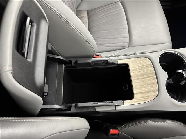 ハリアー G モデリスタエアロ 純正12.3型DA/フルセグTV バックカメラ デジタルルームミラー ETC2.0 ドラレコ トヨタセーフティセンス アクセル踏み間違い防止 ハーフレザー パワーバックドア LED(30枚目)