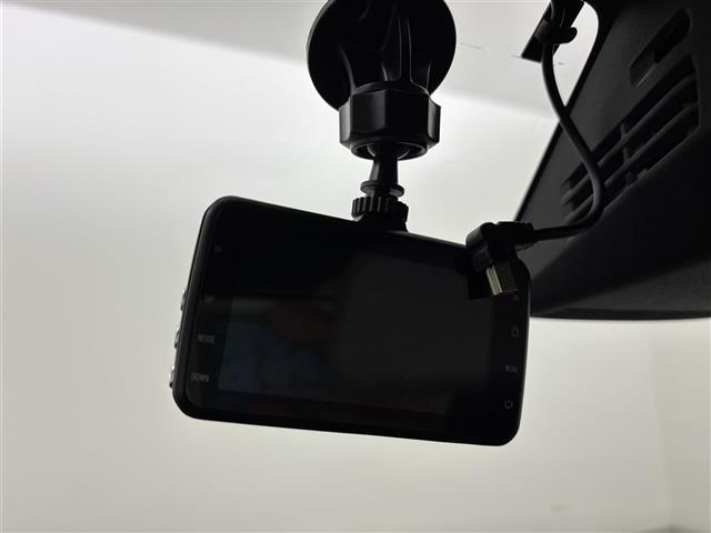 スイフト XL 純正ナビ/フルセグTV 全方位カメラ ビルトインETC 前方ドライブレコーダー クルーズコントロール 衝突軽減ブレーキ レーンキープ パドルシフト プッシュスタート シートヒーター 純正16インチAW(13枚目)