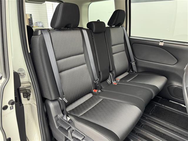 セレナ ハイウェイスター V 純正9インチナビ ETC ドライブレコーダー デジタルルームミラー アラウンドビューモニター 両側パワースライドドア プロパイロット エマージェンシーブレーキ レーンキープ コーナーセンサー LED(15枚目)