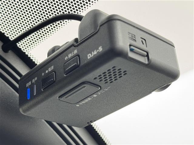 セレナ ハイウェイスターVセレクションII 純正9型ナビ/フルセグTV 全方位カメラ デジタルルームミラー ETC 前方ドラレコ プロパイロット コーナーセンサー エマージェンシーブレーキ レーンキープ パーキングアシスト 両側電動スライドドア(13枚目)