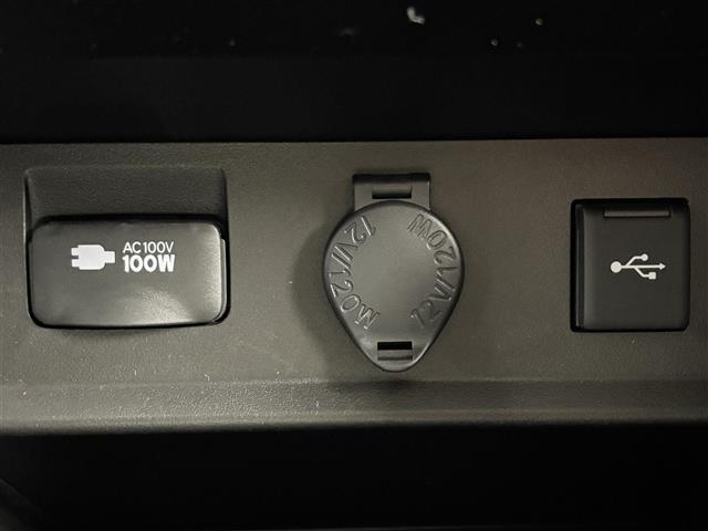 アルファード ２．５Ｓ　Ｃパッケージ　Ｗサンルーフ　モデリスタエアロ　純正ナビ／バックカメラ　デジタルルームミラー　トヨタセーフティセンス　アクセル踏み間違い防止　両側電動スライドドア　シートベンチレーション／ヒーター　パワーバックドア（32枚目）