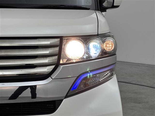 Ｎ－ＢＯＸカスタム Ｇ　社外ディスプレイオーディオ（ＢＴ）　バックカメラ　両側電動スライドドア　横滑り防止装置　ＥＣＯＮ　プッシュスタート　電動格納式ドアミラー　純正フロアマット　オートライト　純正１４インチアルミホイール（40枚目）