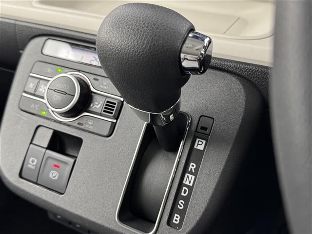 ムーヴキャンバス ストライプスG 純正ナビ/フルセグTV バックカメラ ホッとカップホルダー 前後ドライブレコーダー コーナーセンサー 衝突被害軽減ブレーキ アイドリングストップ 両側電動スライドドア シートヒーター プッシュスタート(29枚目)