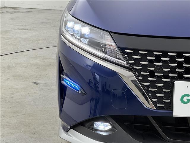 ノート オーテック　ＦＯＵＲ　純正ナビ／フルセグＴＶ　全方位カメラ　ワイヤレス充電　デジタルルームミラー　プロパイロット　エマージェンシーブレーキ　レーンキープ　ＢＳＭ　アクセル踏み間違い防止　シートヒーター　ステアリングヒーター（17枚目）