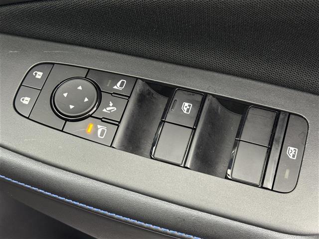 ノート オーテック　ＦＯＵＲ　純正ナビ／フルセグＴＶ　全方位カメラ　ワイヤレス充電　デジタルルームミラー　プロパイロット　エマージェンシーブレーキ　レーンキープ　ＢＳＭ　アクセル踏み間違い防止　シートヒーター　ステアリングヒーター（35枚目）