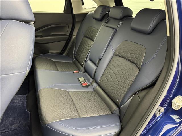 ノート オーテック　ＦＯＵＲ　純正ナビ／フルセグＴＶ　全方位カメラ　ワイヤレス充電　デジタルルームミラー　プロパイロット　エマージェンシーブレーキ　レーンキープ　ＢＳＭ　アクセル踏み間違い防止　シートヒーター　ステアリングヒーター（37枚目）