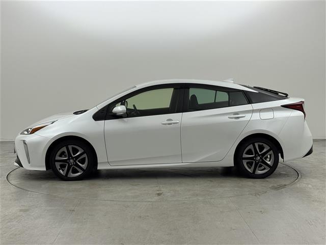 プリウス Sツーリングセレクション ワンオーナー 純正DAナビ バックカメラ ETC 前後ドラレコ レーダークルコン コーナーセンサー トヨタセーフティセンス 衝突軽減ブレーキ アクセル踏み間違い防止 シートヒーター 純正17インチAW(39枚目)