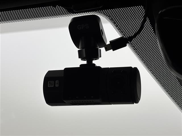 CX-8 XD Lパッケージ 純正ナビ 全方位カメラ BOSE レーダークルコン コーナーセンサー 衝突軽減 レーンキープ アクセル踏み間違い防止 BSM ステアリングヒーター シートベンチレーション/ヒーター パワーバックドア(13枚目)