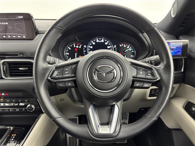 CX-8 XD Lパッケージ 純正ナビ 全方位カメラ BOSE レーダークルコン コーナーセンサー 衝突軽減 レーンキープ アクセル踏み間違い防止 BSM ステアリングヒーター シートベンチレーション/ヒーター パワーバックドア(24枚目)