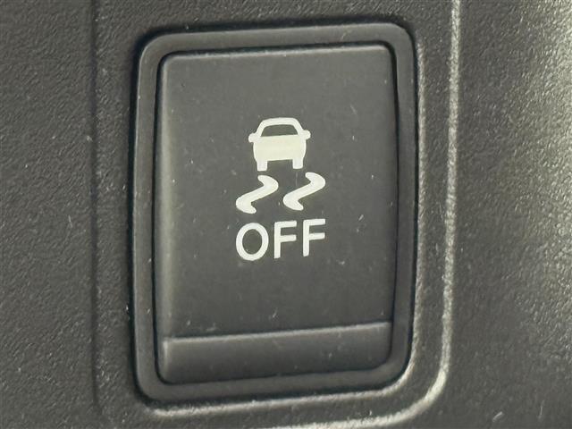 セレナ ハイウェイスターG プロパイロットエディション 純正9型ナビ/フルセグTV バックカメラ ETC プロパイロット コーナーセンサー エマージェンシーブレーキ レーンキープ 両側電動スライドドア プッシュスタート Wエアコン 純正16インチAW(12枚目)