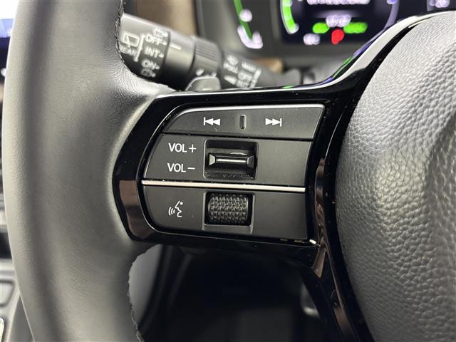 ステップワゴン ｅ：ＨＥＶスパーダ　無限エアロ／マフラー／１９インチＡＷ　純正１５．６インチフリップダウンモニター　純正ナビ　ＥＴＣ　前後ドラレコ　全方位カメラ　両側パワースライドドア　レーダークルコン　衝突軽減システム　シートヒーター（25枚目）