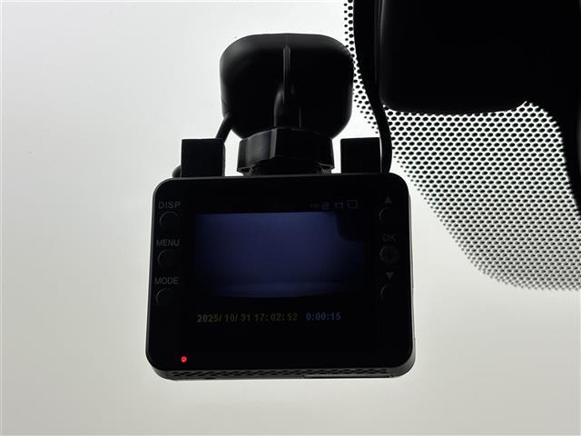 クラウンハイブリッド RSアドバンス 純正ナビ/フルセグTV/BT ETC2.0 フロントドライブレコーダー バックカメラ クルーズコントロール 衝突被害軽減システム レーンキープ コーナーセンサー パワーバックドア パワーシート LED(8枚目)