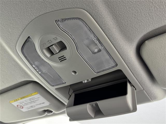 プリウス L 純正CDコンポ スマートキー 純正15インチアルミホイール オートライト ステアリングスイッチ 電動格納式ミラー 純正フロアマット レベライザー ドアバイザー エンジンプッシュスタート(10枚目)