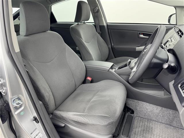 プリウス L 純正CDコンポ スマートキー 純正15インチアルミホイール オートライト ステアリングスイッチ 電動格納式ミラー 純正フロアマット レベライザー ドアバイザー エンジンプッシュスタート(14枚目)