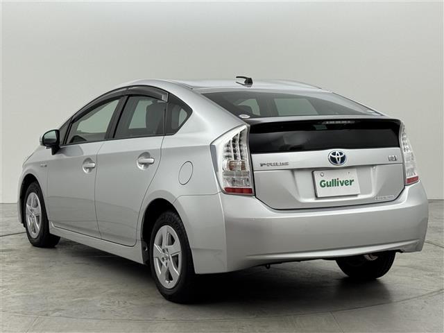 プリウス L 純正CDコンポ スマートキー 純正15インチアルミホイール オートライト ステアリングスイッチ 電動格納式ミラー 純正フロアマット レベライザー ドアバイザー エンジンプッシュスタート(20枚目)