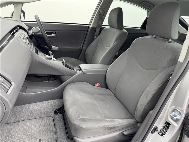 プリウス L 純正CDコンポ スマートキー 純正15インチアルミホイール オートライト ステアリングスイッチ 電動格納式ミラー 純正フロアマット レベライザー ドアバイザー エンジンプッシュスタート(34枚目)