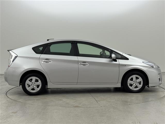 プリウス L 純正CDコンポ スマートキー 純正15インチアルミホイール オートライト ステアリングスイッチ 電動格納式ミラー 純正フロアマット レベライザー ドアバイザー エンジンプッシュスタート(37枚目)