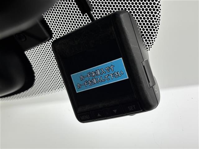 フリードハイブリッド ハイブリッド・ＥＸ　純正ナビ／フルセグＴＶ／ＢＴ　ビルトインＥＴＣ　ドライブレコーダー　バックカメラ　両側パワースライドドア　クルーズコントロール　衝突被害軽減システム　レーンキープ　コーナーセンサー　シートヒーター（6枚目）