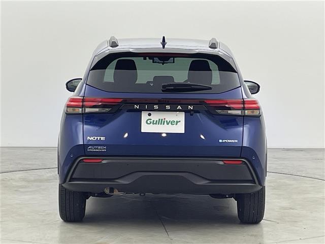 ノート オーテック　クロスオーバー　純正９型ナビ／フルセグＴＶ　全方位カメラ　ワイヤレス充電　ドラレコ　ビルトインＥＴＣ２．０　デジタルインナーミラー　コーナーセンサー　エマージェンシーブレーキ　レーンキープ　ＢＳＷ　純正１６インチＡＷ（43枚目）