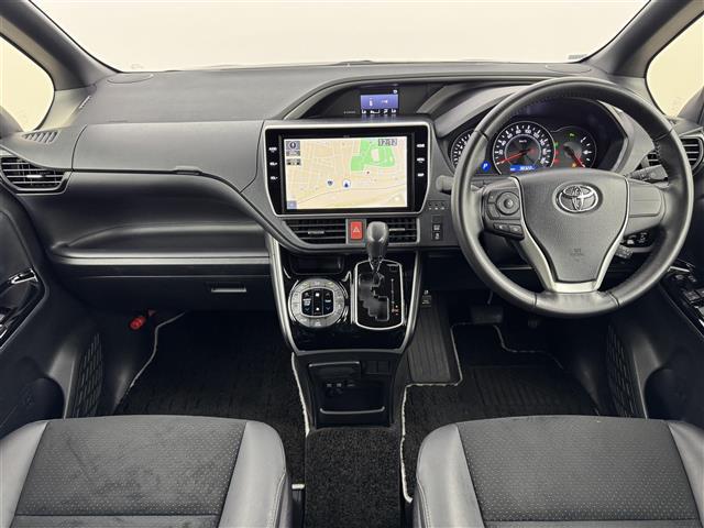 ヴォクシー ZS 煌III 後席モニター 純正10型ナビ/フルセグTV バックカメラ 前後ドラレコ クルーズコントロール コーナーセンサー 衝突軽減 レーンキープ アクセル踏み間違い防止 両側電動スライドドア ハーフレザーシート(2枚目)