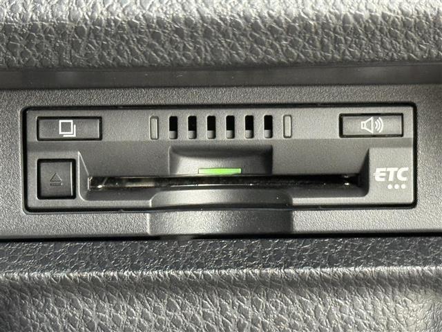 ヴォクシー ZS 煌III 後席モニター 純正10型ナビ/フルセグTV バックカメラ 前後ドラレコ クルーズコントロール コーナーセンサー 衝突軽減 レーンキープ アクセル踏み間違い防止 両側電動スライドドア ハーフレザーシート(12枚目)