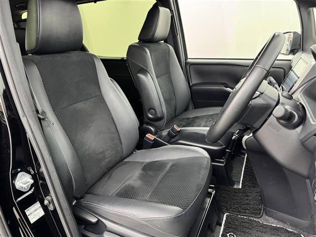 ヴォクシー ZS 煌III 後席モニター 純正10型ナビ/フルセグTV バックカメラ 前後ドラレコ クルーズコントロール コーナーセンサー 衝突軽減 レーンキープ アクセル踏み間違い防止 両側電動スライドドア ハーフレザーシート(14枚目)