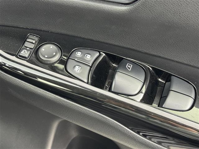 セレナ ライダー オーテック 30th 後席モニター 純正ナビ 全方位カメラ/フルセグTV ETC 前後ドラレコ プロパイロット エマージェンシーブレーキ レーンキープ パーキングアシスト 両側電動スライドドア シートヒーター LEDライト(34枚目)