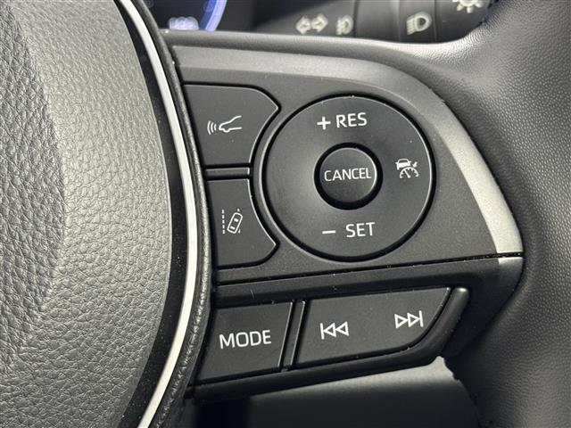 ＲＡＶ４ アドベンチャー　サンルーフ　純正１０．５型ＤＡナビ　バックカメラ　デジタルルームミラー　トヨタセーフティセンス　アクセル踏み間違い防止　ＢＳＭ　シートベンチレーション／ヒーター　ステアリングヒーター　パワーバックドア（9枚目）
