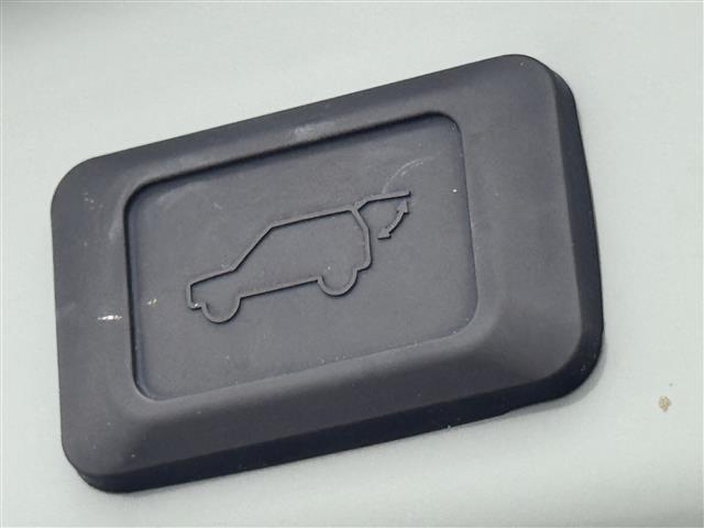 ＲＡＶ４ アドベンチャー　サンルーフ　純正１０．５型ＤＡナビ　バックカメラ　デジタルルームミラー　トヨタセーフティセンス　アクセル踏み間違い防止　ＢＳＭ　シートベンチレーション／ヒーター　ステアリングヒーター　パワーバックドア（36枚目）