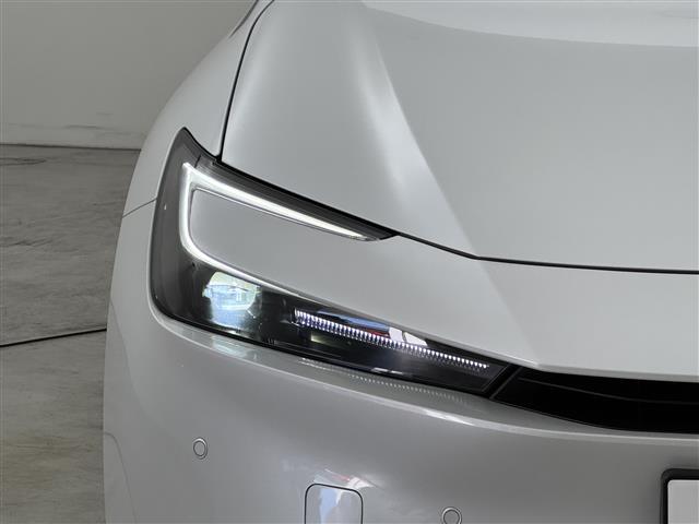 プリウス Ｇ　純正ＤＡナビ　全方位カメラ　前方ドライブレコーダー　レーダー探知機　ＥＴＣ２．０　トヨタセーフティセンス　アクセル踏み間違い防止　ＢＳＭ　寒冷地仕様　シートヒーター　純正１９インチＡＷ　ＬＥＤライト（17枚目）