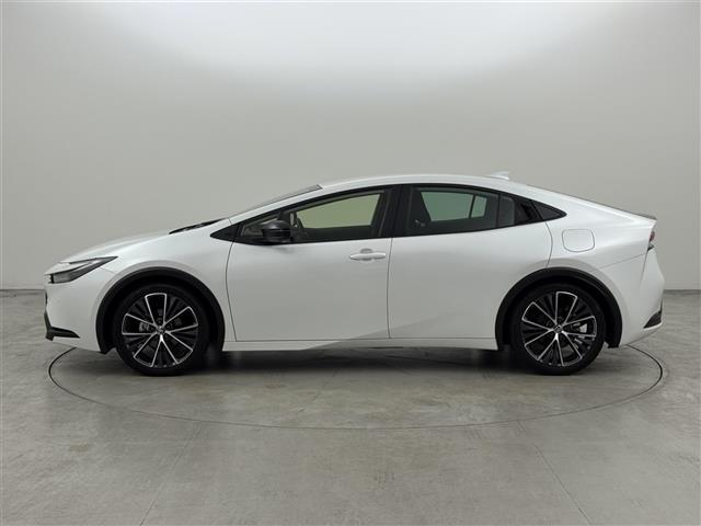 プリウス Ｇ　純正ＤＡナビ　全方位カメラ　前方ドライブレコーダー　レーダー探知機　ＥＴＣ２．０　トヨタセーフティセンス　アクセル踏み間違い防止　ＢＳＭ　寒冷地仕様　シートヒーター　純正１９インチＡＷ　ＬＥＤライト（39枚目）