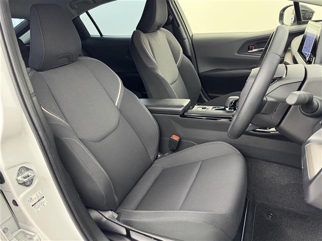 プリウス Ｇ　純正ＤＡ／フルセグＴＶ　バックカメラ　ビルトインＥＴＣ２．０　レーダークルーズコントロール　コーナーセンサー　衝突被害軽減ブレーキ　レーンキープ　アクセル踏み間違い防止　ＢＳＭ　シートヒーター　ＬＥＤ（14枚目）