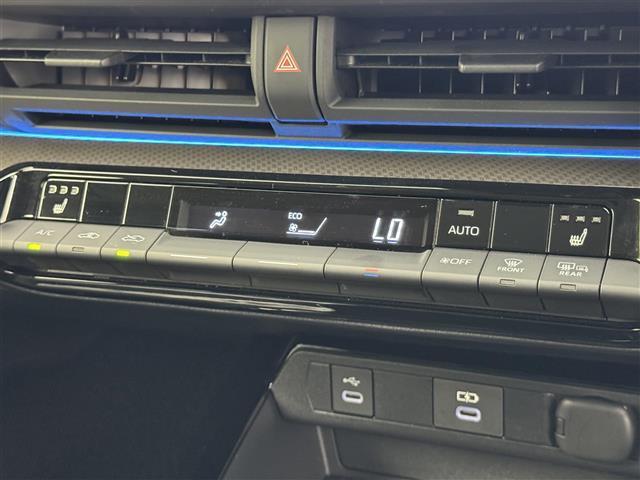 プリウス Ｇ　純正ＤＡ／フルセグＴＶ　バックカメラ　ビルトインＥＴＣ２．０　レーダークルーズコントロール　コーナーセンサー　衝突被害軽減ブレーキ　レーンキープ　アクセル踏み間違い防止　ＢＳＭ　シートヒーター　ＬＥＤ（29枚目）