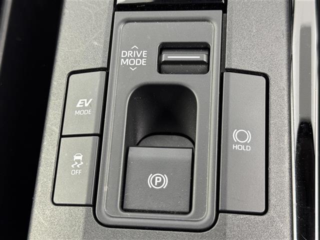 プリウス Ｇ　純正ＤＡ／フルセグＴＶ　バックカメラ　ビルトインＥＴＣ２．０　レーダークルーズコントロール　コーナーセンサー　衝突被害軽減ブレーキ　レーンキープ　アクセル踏み間違い防止　ＢＳＭ　シートヒーター　ＬＥＤ（31枚目）