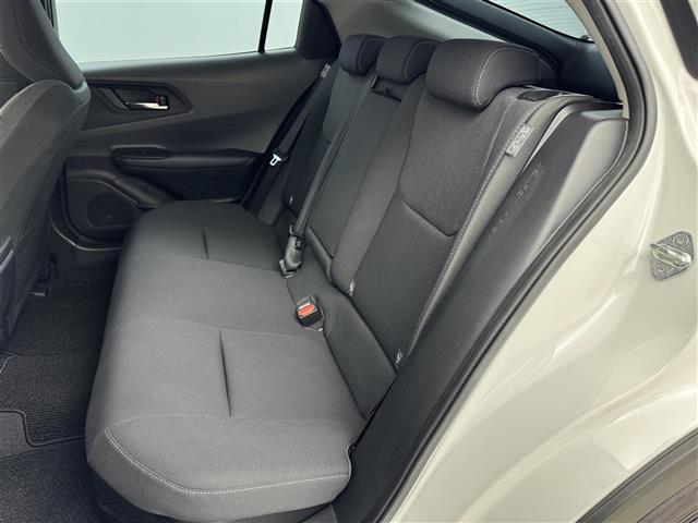 プリウス Ｇ　純正ＤＡ／フルセグＴＶ　バックカメラ　ビルトインＥＴＣ２．０　レーダークルーズコントロール　コーナーセンサー　衝突被害軽減ブレーキ　レーンキープ　アクセル踏み間違い防止　ＢＳＭ　シートヒーター　ＬＥＤ（36枚目）