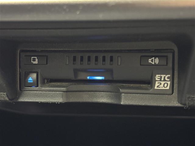 クラウンハイブリッド RSアドバンス サンルーフ 純正12.3型ナビ 全方位カメラ デジタルインナーミラー 前後ドラレコ ビルトインETC2.0 トヨタセーフティセンス アクセル踏み間違い防止 HUD シートベンチレーション/ヒーター(12枚目)