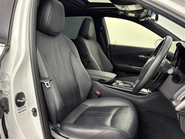 クラウンハイブリッド RSアドバンス サンルーフ 純正12.3型ナビ 全方位カメラ デジタルインナーミラー 前後ドラレコ ビルトインETC2.0 トヨタセーフティセンス アクセル踏み間違い防止 HUD シートベンチレーション/ヒーター(14枚目)