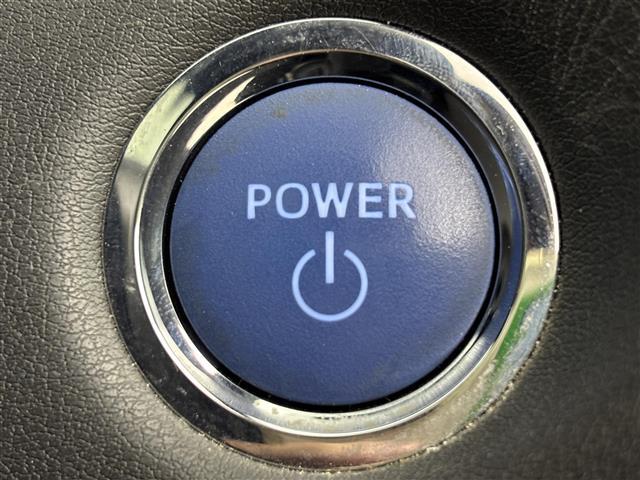 クラウンハイブリッド RSアドバンス サンルーフ 純正12.3型ナビ 全方位カメラ デジタルインナーミラー 前後ドラレコ ビルトインETC2.0 トヨタセーフティセンス アクセル踏み間違い防止 HUD シートベンチレーション/ヒーター(20枚目)