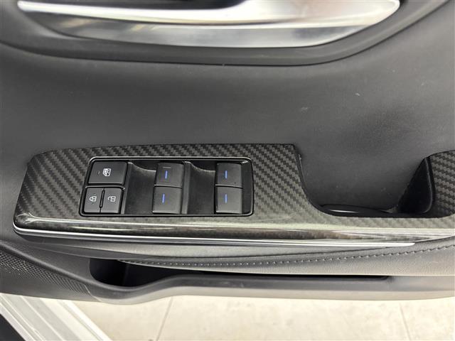 クラウンハイブリッド RSアドバンス サンルーフ 純正12.3型ナビ 全方位カメラ デジタルインナーミラー 前後ドラレコ ビルトインETC2.0 トヨタセーフティセンス アクセル踏み間違い防止 HUD シートベンチレーション/ヒーター(33枚目)