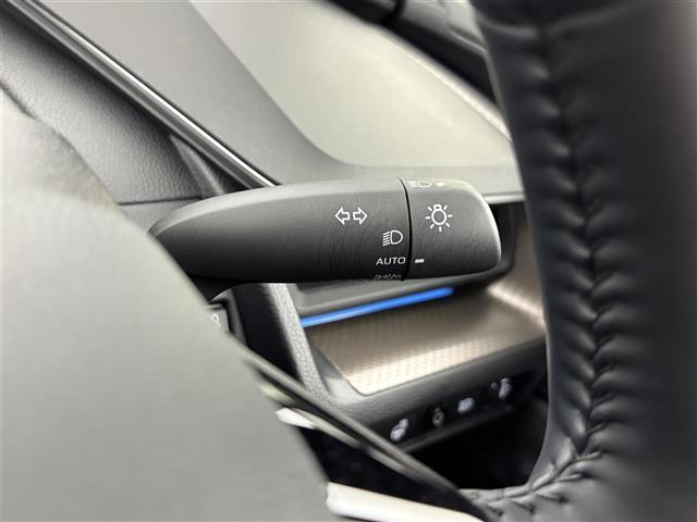 プリウス Ｚ　ワンオーナー　純正１２．３型ＤＡナビ　全方位カメラ　ワイヤレス充電　セーフティセンス　アクセル踏み間違防止　パーキングアシスト　シートベンチレーション／ヒーター　ステアリングヒーター　パワーバックドア（26枚目）