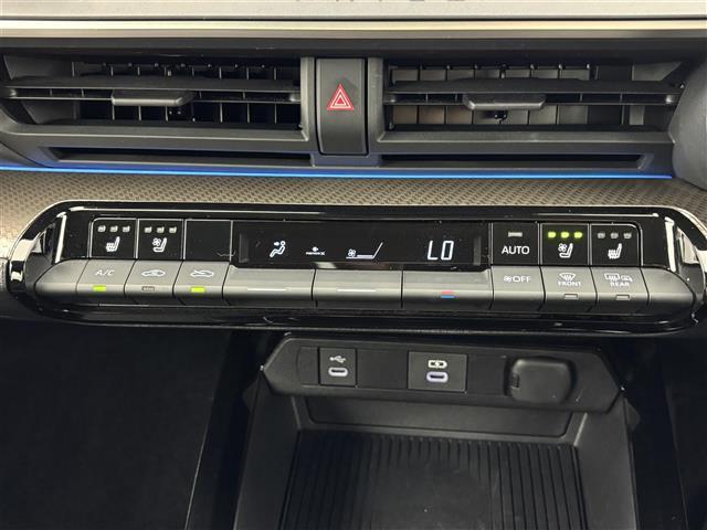 プリウス Ｚ　ワンオーナー　純正１２．３型ＤＡナビ　全方位カメラ　ワイヤレス充電　セーフティセンス　アクセル踏み間違防止　パーキングアシスト　シートベンチレーション／ヒーター　ステアリングヒーター　パワーバックドア（32枚目）