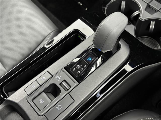 プリウス Ｚ　ワンオーナー　純正１２．３型ＤＡナビ　全方位カメラ　ワイヤレス充電　セーフティセンス　アクセル踏み間違防止　パーキングアシスト　シートベンチレーション／ヒーター　ステアリングヒーター　パワーバックドア（33枚目）