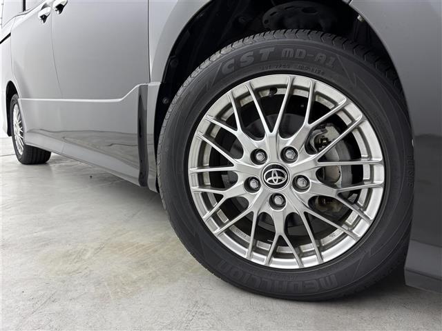 ヴォクシー ハイブリッドZS 煌III 純正10インチナビ/フルセグTV/BT 両側パワースライドドア ETC ドライブレコーダー バックカメラ クルーズコントロール 衝突被害軽減システム レーンキープ コーナーセンサー シートヒーター(18枚目)