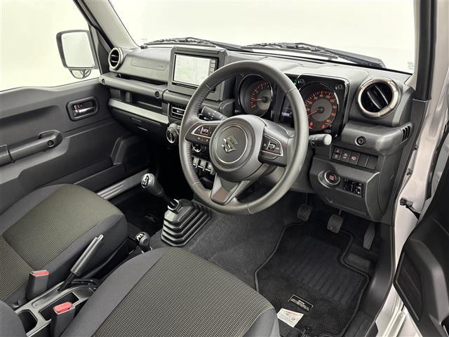 ジムニーシエラ ＪＣ　純正ナビ　４ＷＤ　バックカメラ　衝突軽減被害システム　クルーズコントロール　レーンキープ　ダウンヒルアシスト　ＢＳＭ　アイドリングストップ　横滑り防止　シートヒーター　背面タイヤ　純正１５インチＡＷ（22枚目）
