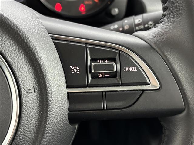 ジムニーシエラ ＪＣ　純正ナビ　４ＷＤ　バックカメラ　衝突軽減被害システム　クルーズコントロール　レーンキープ　ダウンヒルアシスト　ＢＳＭ　アイドリングストップ　横滑り防止　シートヒーター　背面タイヤ　純正１５インチＡＷ（25枚目）