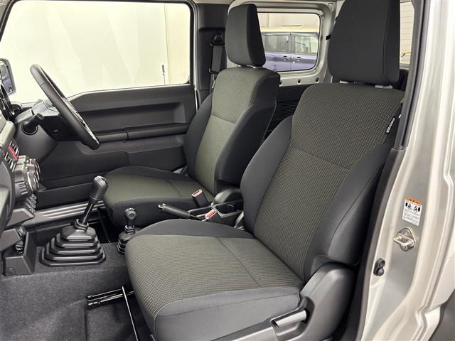 ジムニーシエラ ＪＣ　純正ナビ　４ＷＤ　バックカメラ　衝突軽減被害システム　クルーズコントロール　レーンキープ　ダウンヒルアシスト　ＢＳＭ　アイドリングストップ　横滑り防止　シートヒーター　背面タイヤ　純正１５インチＡＷ（34枚目）