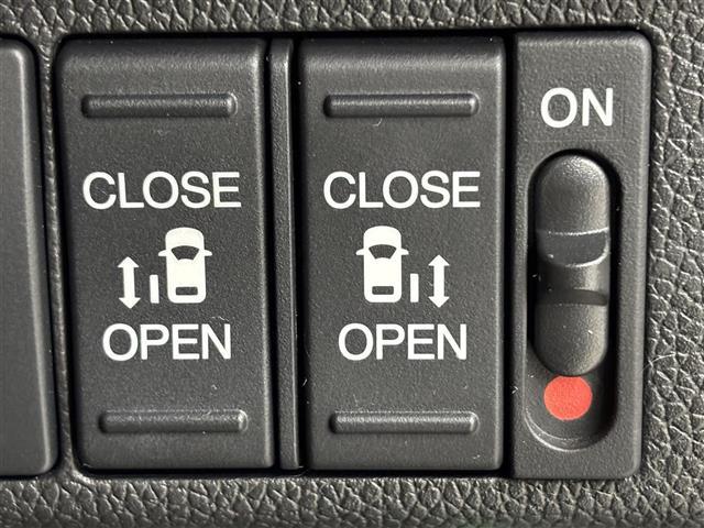 フリード＋ハイブリッド ハイブリッドＥＸ　純正ナビ　デジタルルームミラー　両側パワースライドドア　ＥＴＣ　ドライブレコーダー　バックカメラ　レーダークルーズコントロール　衝突軽減被害システム　レーンキープ　シートヒーター　純正１５インチＡＷ（9枚目）